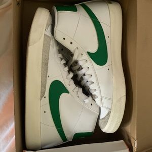 Nike blazer mid 77 vintage pine green size 8.5 men